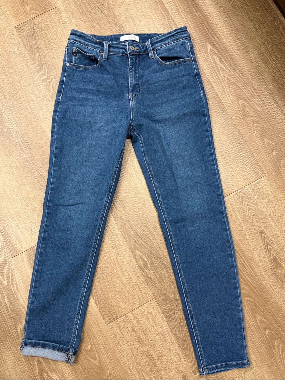 KanCan Women's Skinny Jeans in Medium Blue Wash